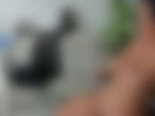 emilybrowm's Live Sex Cam Show