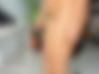 emilybrowm's Live Sex Cam Show
