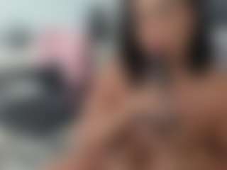 emilybrowm's Live Sex Cam Show