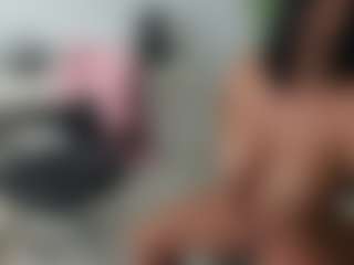 emilybrowm's Live Sex Cam Show