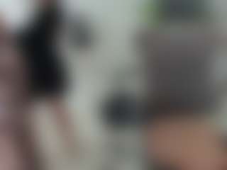 emilybrowm MILF webcam performer live streaming