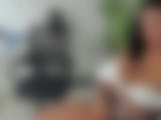 emilybrowm MILF webcam performer live streaming