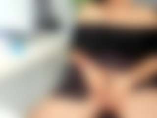 emilybrowm's Live Sex Cam Show