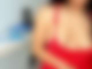 Live cam show with emilybrowm - Latina Mature on Uber Horny | colombia