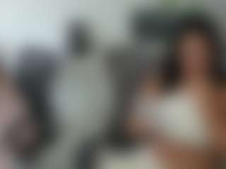 emilybrowm's Live Sex Cam Show