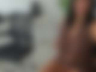 emilybrowm's Live Sex Cam Show