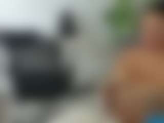 emilybrowm's Live Sex Cam Show