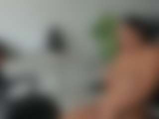 emilybrowm's Live Sex Cam Show