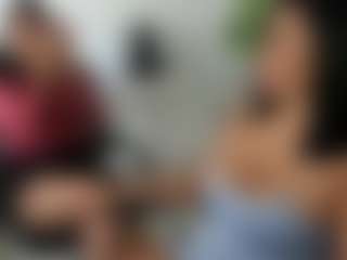 Live cam show with emilybrowm - Latina MILF on Camming Site | colombia