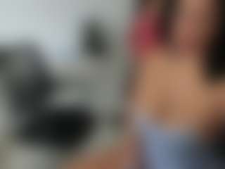emilybrowm's Live Sex Cam Show