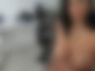 emilybrowm's Live Sex Cam Show