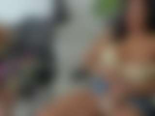 emilybrowm's Live Sex Cam Show