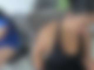 Live cam show with emilybrowm - Control on Camiplay Live
