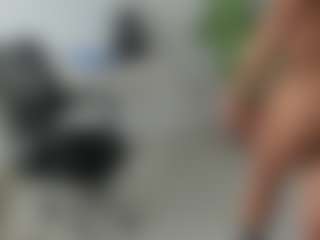 emilybrowm's Live Sex Cam Show