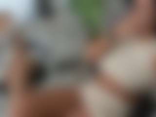 emilybrowm's Live Sex Cam Show