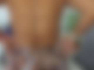 emilybrowm's Live Sex Cam Show