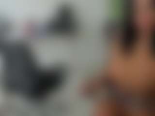 Live cam show with emilybrowm - Wet on Camsoda