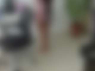 Live cam show with emilybrowm - Brown Eyes on xplaylive.com