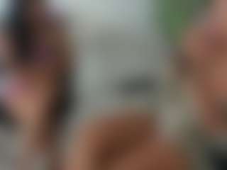 Live cam show with emilybrowm - Mature Toys on xplaylive.com