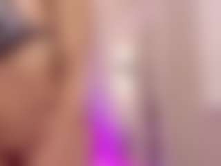 Live cam show with agustinasaenz - Athletic on realtime-chat