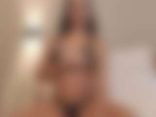 agustinasaenz's Live Sex Cam Show