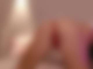 agustinasaenz's Live Sex Cam Show