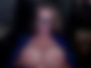 Live cam show with Taylor-Starrr - Curvy on crypto-cams