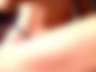 Live cam show with Chanel M. - Lesbian on Instabang