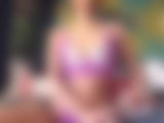 Chanel M.'s Live Sex Cam Show