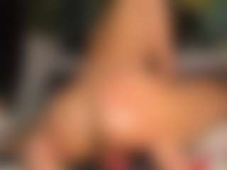 Chanel M.'s Live Sex Cam Show