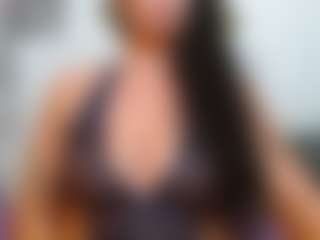 Live cam show with Alessia_Moon - Body Massage on Dare Cams