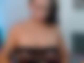 Live cam show with Alessia_Moon - Control on Camsoda