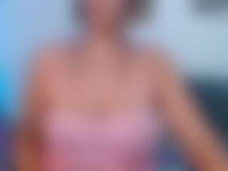Live cam show with Alessia_Moon - Mature on Camsoda