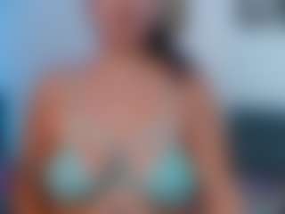 Live cam show with Alessia_Moon - Mature on Camsoda
