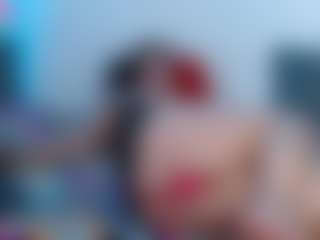 Live cam show with Alessia_Moon - Shaved Pussy Mature on TeamSkeetLive