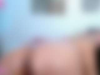 Live cam show with Alessia_Moon - BBW on Lustler