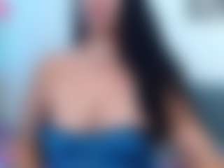 Live cam show with Alessia_Moon - Tease MILF on camtv