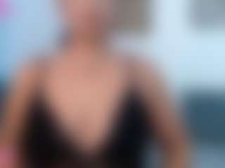 Live cam show with Alessia_Moon - Facial Piercings on milfzrlive.com