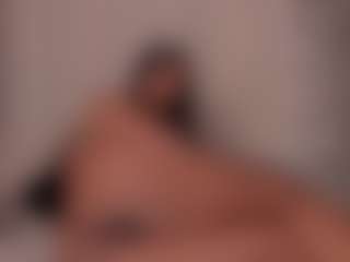 Live cam show with Alana - Black Big Ass on AdultVida.com