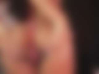 Live cam show with Alana - Ebony on Lustler | colombia