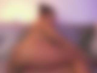 Live cam show with Alana - Ebony HD on livesuperchat.net