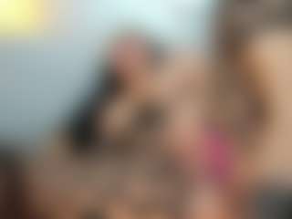 Live cam show with Hannah - Brown Eyes on Dolls Live