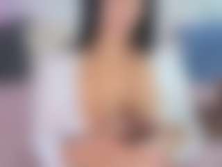 Live cam show with keyriss - Oil on friskycurves.com