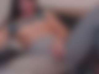 Live cam show with Chriss - Sexwebcam on Milfs Live