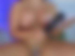 Live cam show with kyle2050 - Oil on alttransgirls