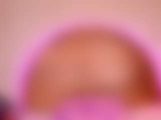 Live cam show with Molly - Black on Camsoda