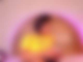 Live cam show with Molly - Ebony on Pornisteam.com