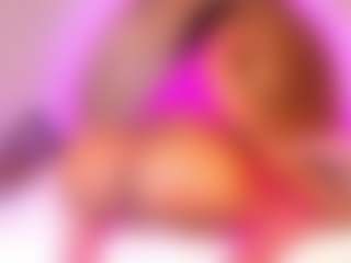 Live cam show with Molly - Pornstar Petite on boobsie.com