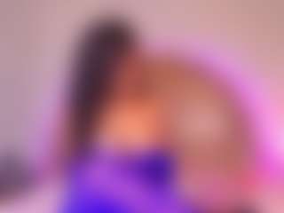 Live cam show with Molly - Black Shaved Pussy on fapnchat