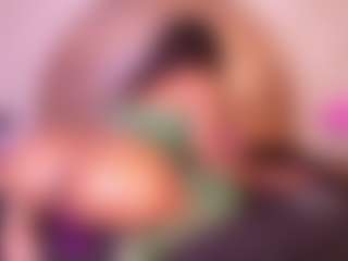 Live cam show with Molly - Big Tits Latina on Camming Site | colombia